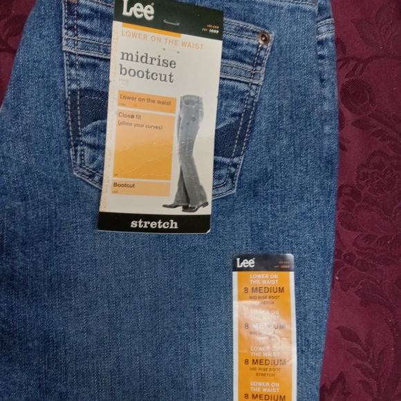 JEAN - Picture 7 of 9